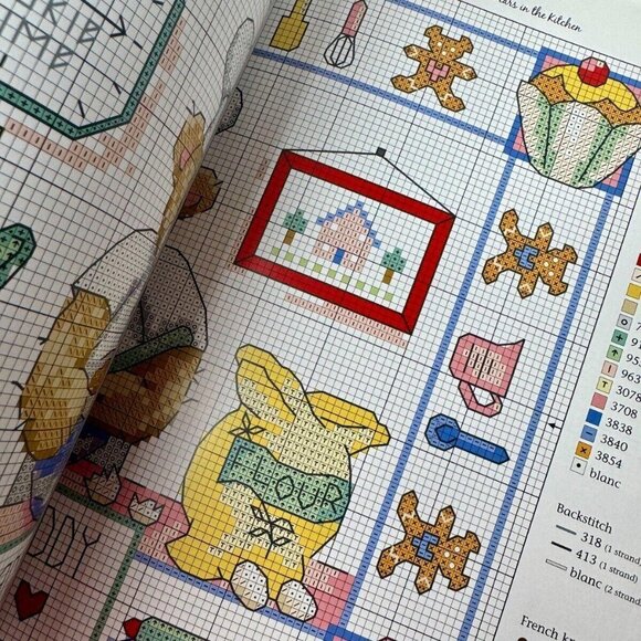Teddy Bears in Cross Stitch Over 30 Adorable Designs Charts Patterns Book - Picture 7 of 7